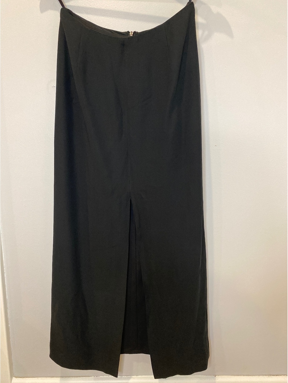 100% silk black maxi skirt Banana Republic 4 90's minimalism quiet luxury
